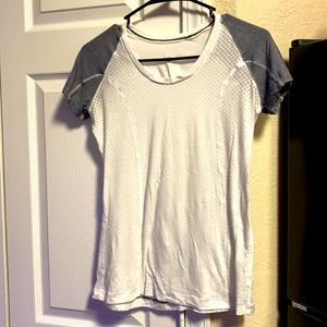Size 4 Lululemon Tee